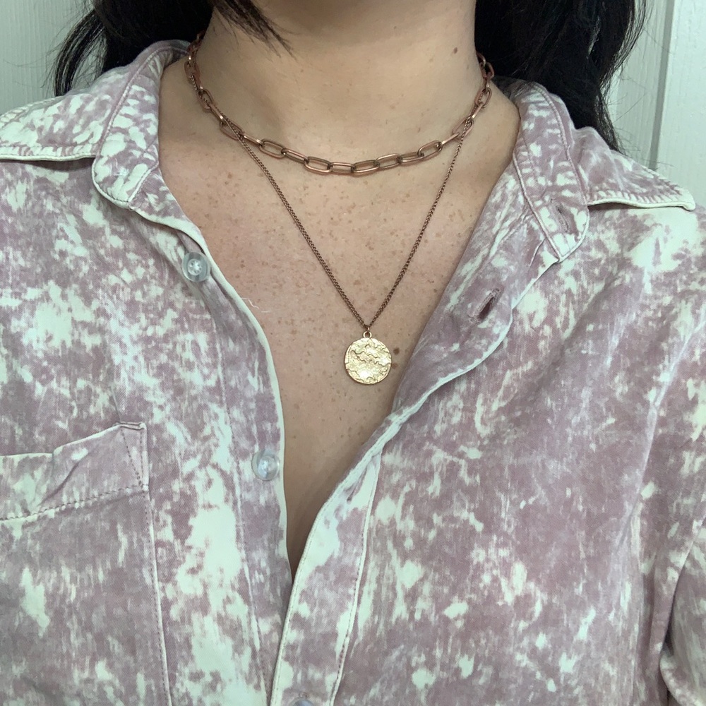 Button up - Picture 2 of 3